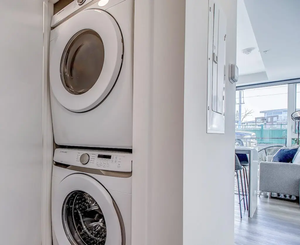 0dead410 945f 4603 9aa6 281971c77324