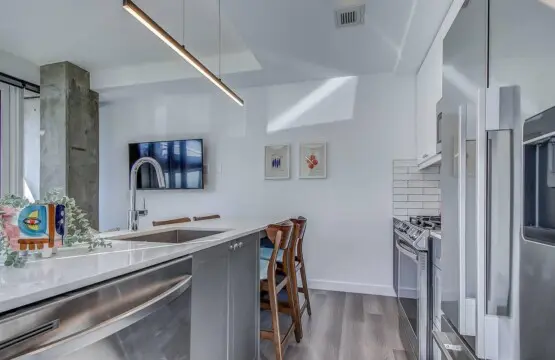 19fc3bb1 4b39 4b6a a7ab ca9547639303