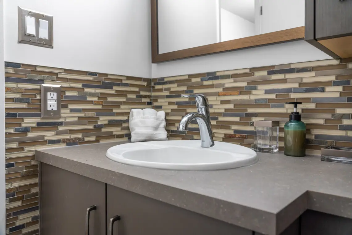 1c9d0ef7 600f 4bbc ab5f 00fecfb9aa79