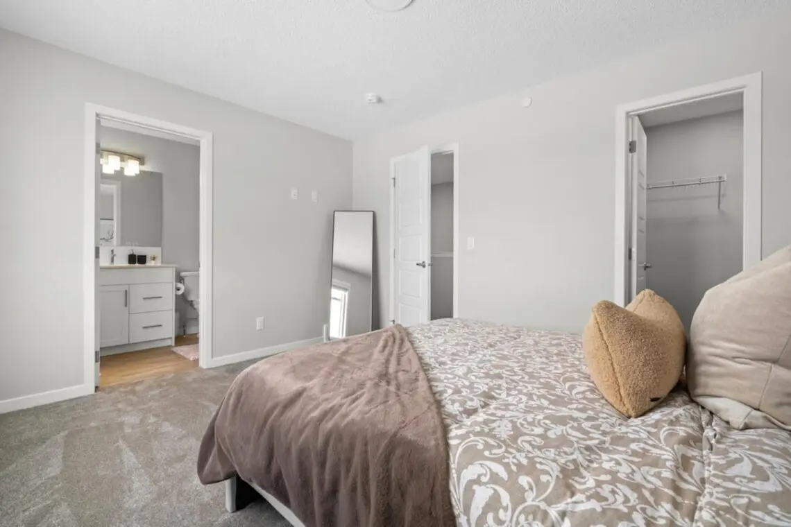 1e7408cd 9051 44da bada 17f327c19c09