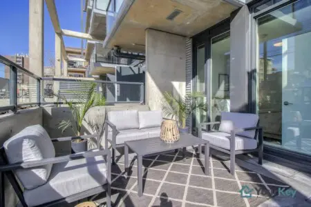 20d082a4 f4e8 4e26 9cd3 5e3d541b08ab