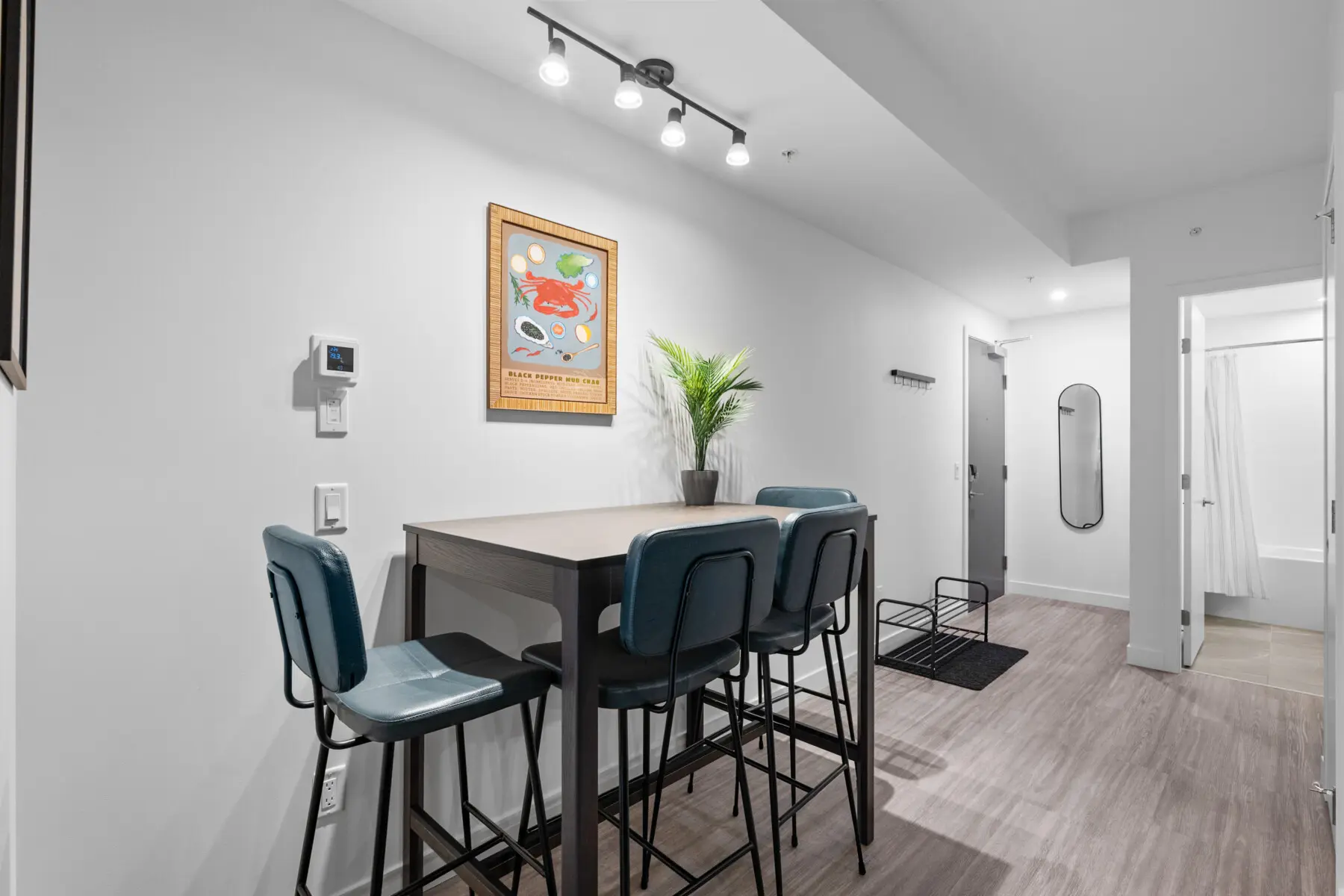 2280977d 117d 4e5f b0a8 7fec466f92a1