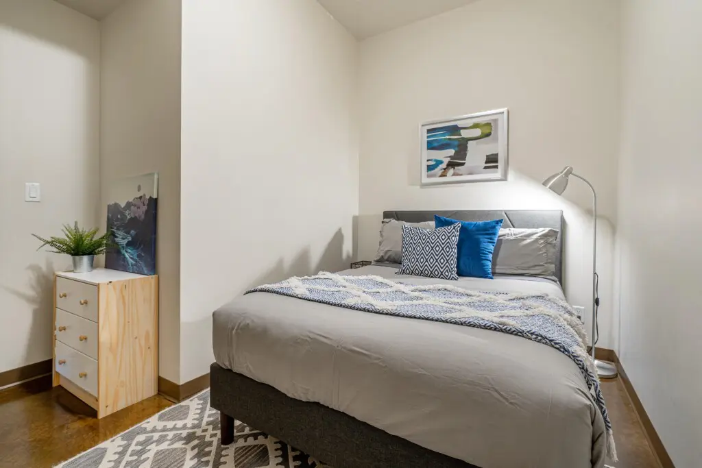 23c46039 c432 43a4 896f b7896c74508e