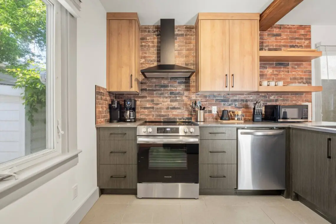 23ea8041 3ff9 4675 b9e2 946d193c70ae