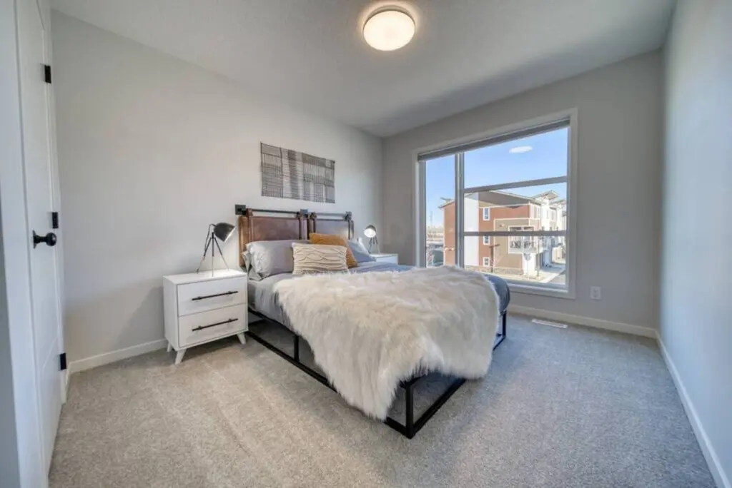 2498d497 94ee 4200 820d 88dc9eca198a