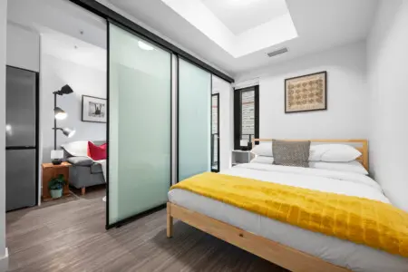 25f548a8 83fc 4f26 b414 d034d2085985