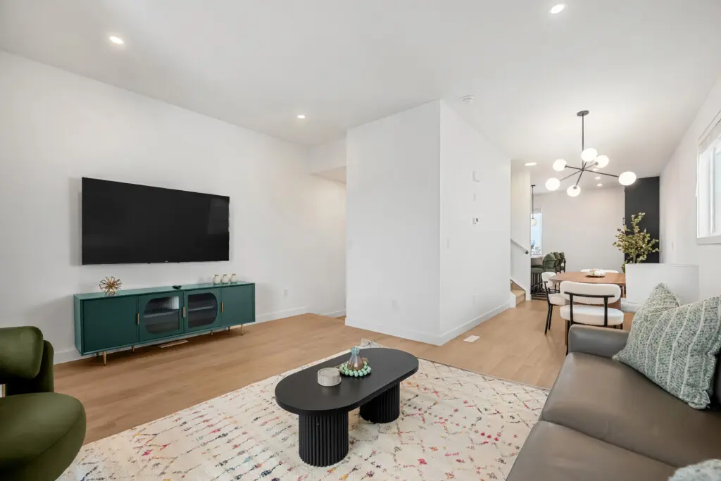 30c8b324 0a6b 4bd3 a58c 10fc91cce024