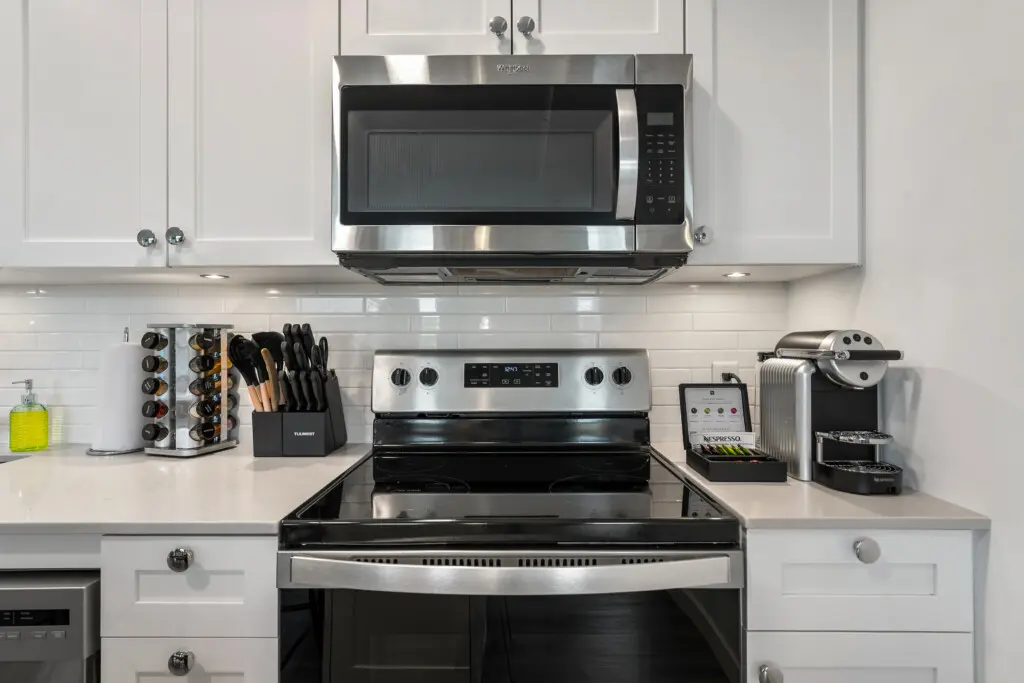 41f740c8 ffa3 4fe5 82e4 983d7cb65554