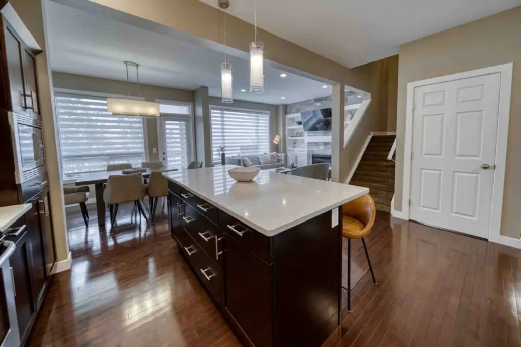 4716c713 b9ba 41d6 b720 34d6ccc4bc38