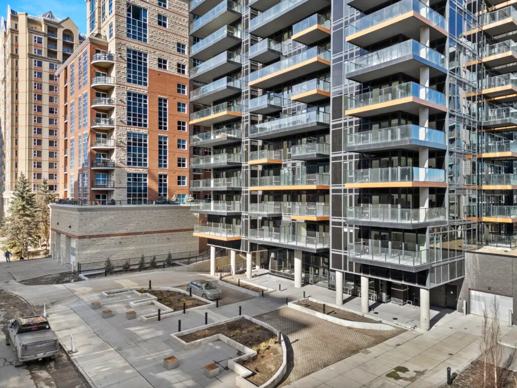 48e243c2 ff03 4673 b0b0 301f0c4ca6cb