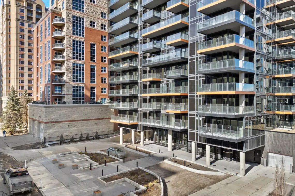 48e243c2 ff03 4673 b0b0 301f0c4ca6cb