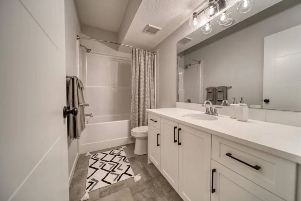 4b04f552 c820 4d85 b24e 3bf08603d747