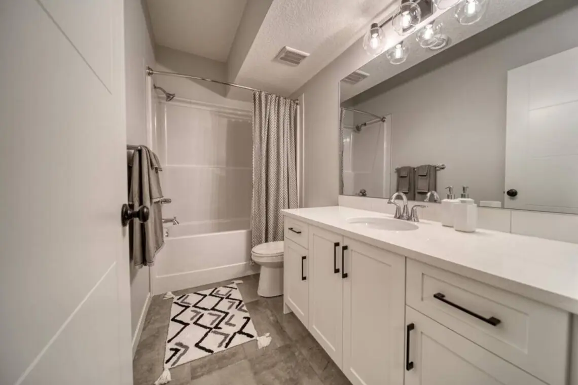 4b04f552 c820 4d85 b24e 3bf08603d747