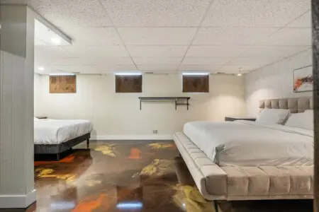 4d7adee4 36e3 437f 856c cf6b3ecaa779