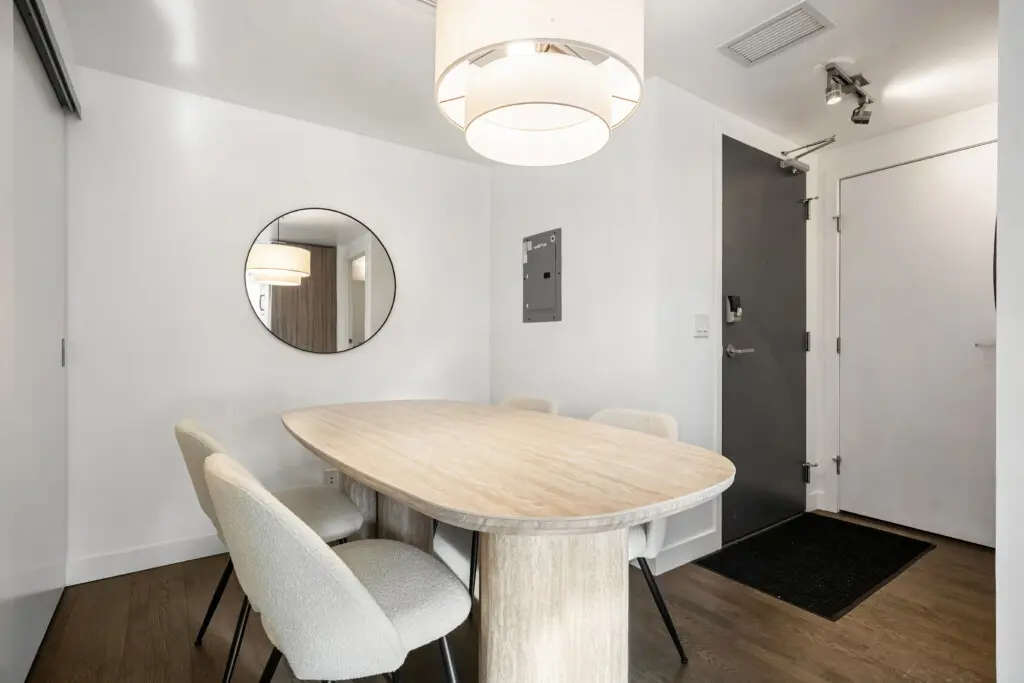 50d6aff6 5727 483f 9ee8 ad08fae1088c