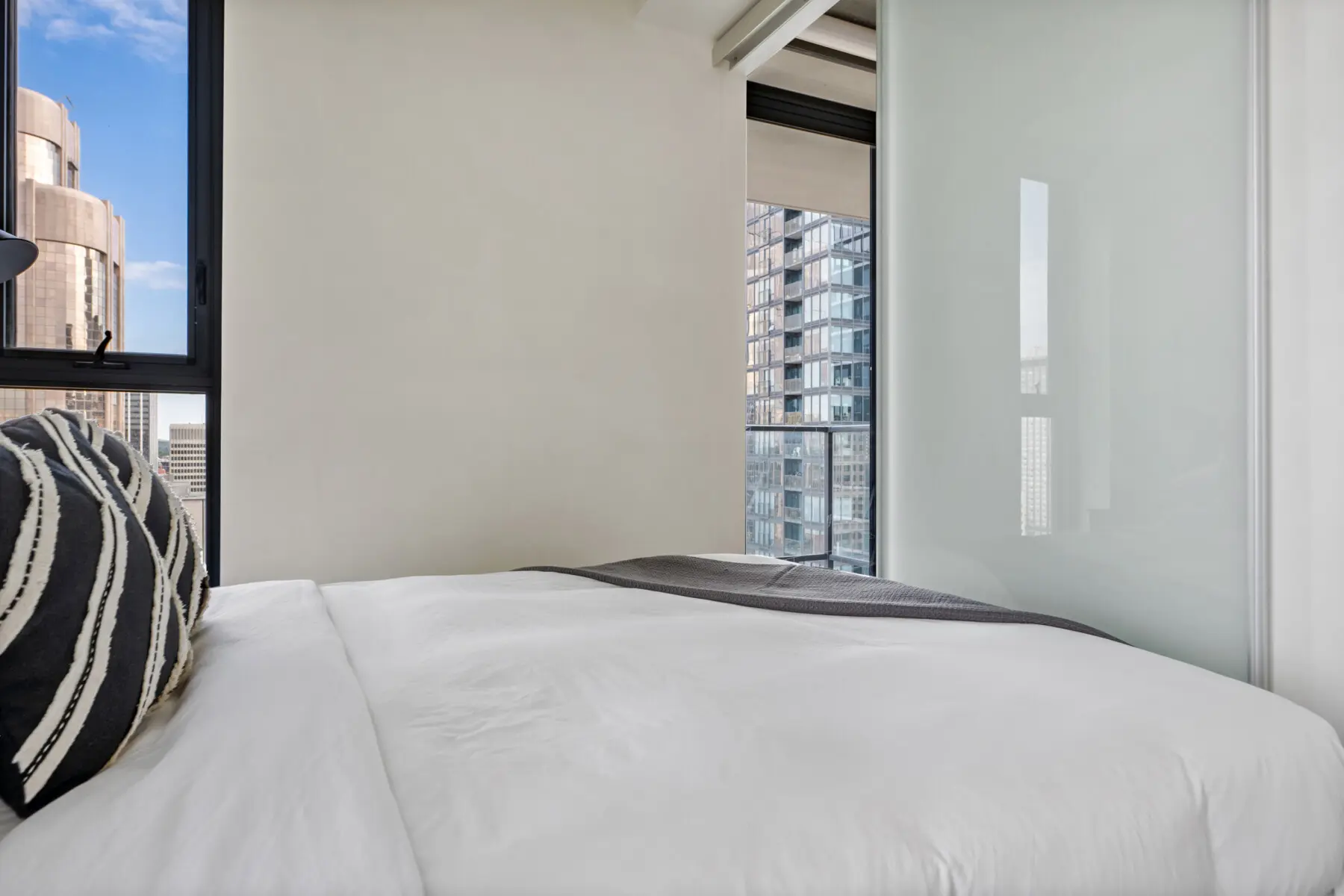 571cfb86 9651 4f1c a3b3 b8c61ee7fdfb