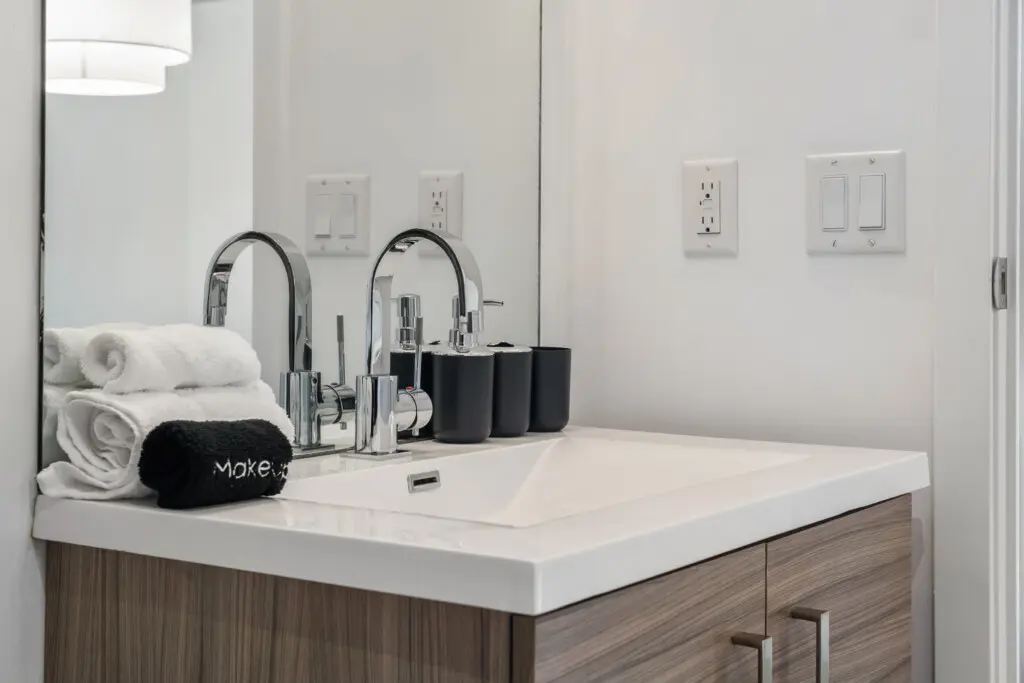 642775ad 7bd0 4005 9f24 9d53bb1ade97