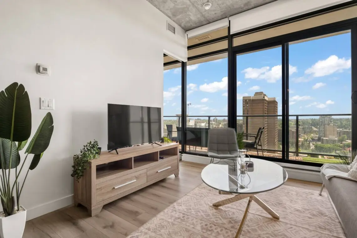 6997c89b e839 44f4 99de 6c6551e6410f