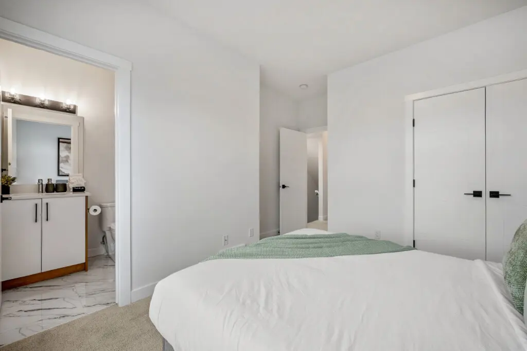 6b0448d3 a6be 45c8 9da1 8fe4c05464d6