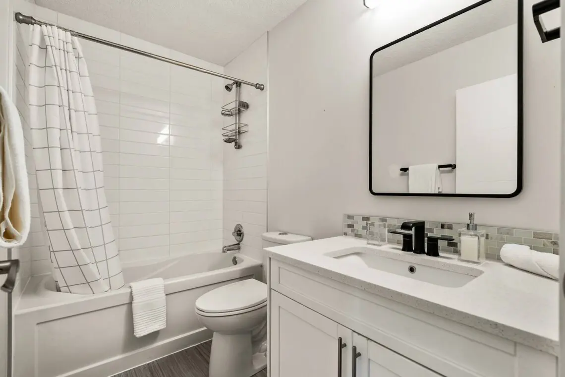 706d7a56 96bb 4e55 8f03 f72d5d9d1f07