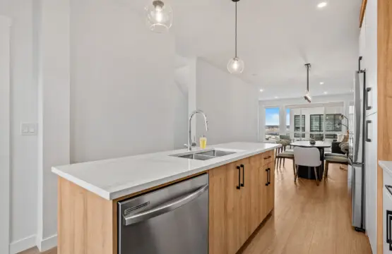 77bdf876 64dc 42ea 8c67 dd15e2496724