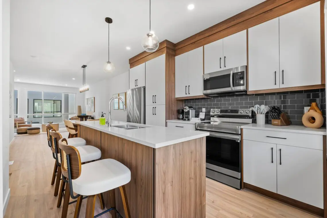 783e879b 1b80 405a a6ec 1a33eb562099