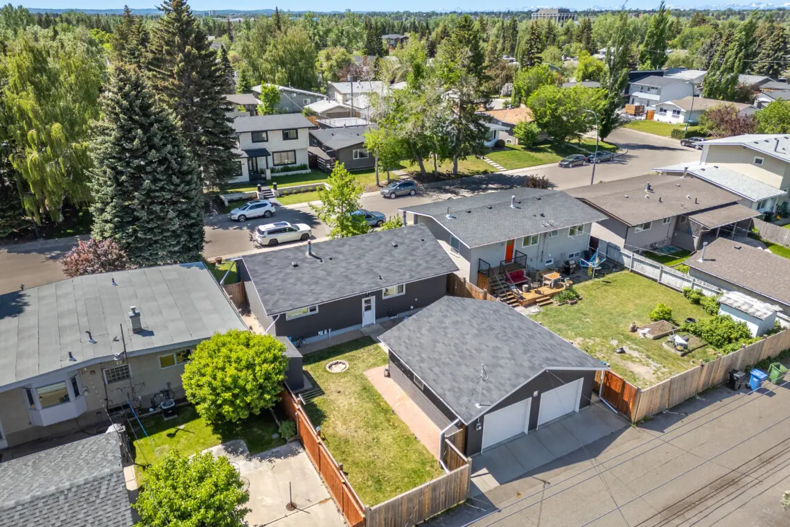 78c5ce01 164b 4ed1 a59c d32f7dc2d80d