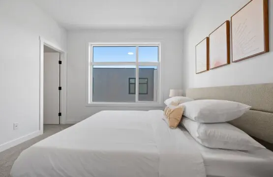 7a8d00d3 8a4a 496e 877a 987210a078de