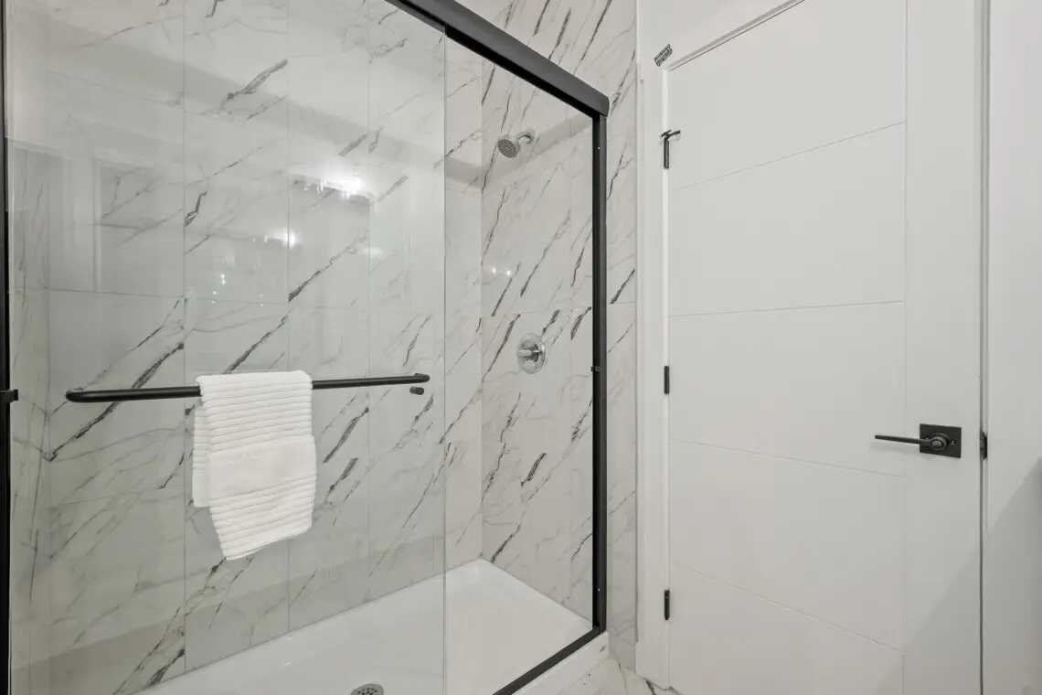 7c1af95c 5a3b 40fa aa55 3904f25fed33