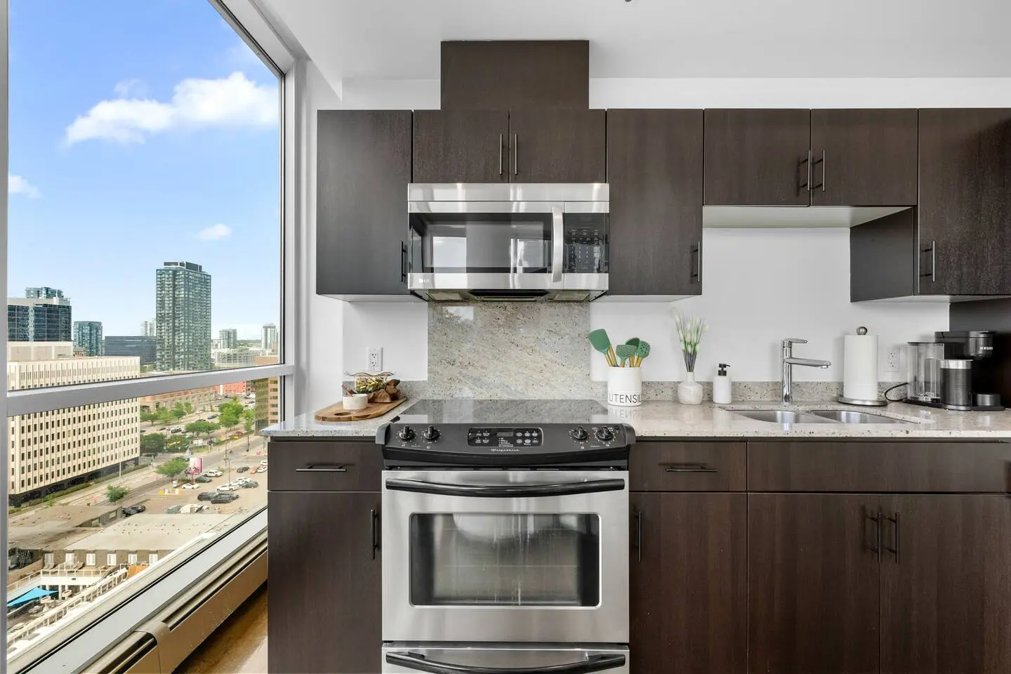 827c5635 adb1 4d70 896f 71314a9f1270