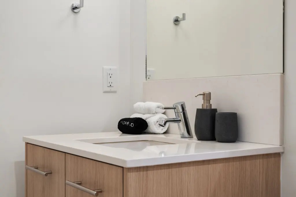 84270460 c5c6 4725 9e8b f38a7c8cc613