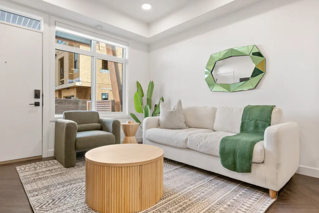 850a32b5 93e1 42c7 a969 55055ba38eee