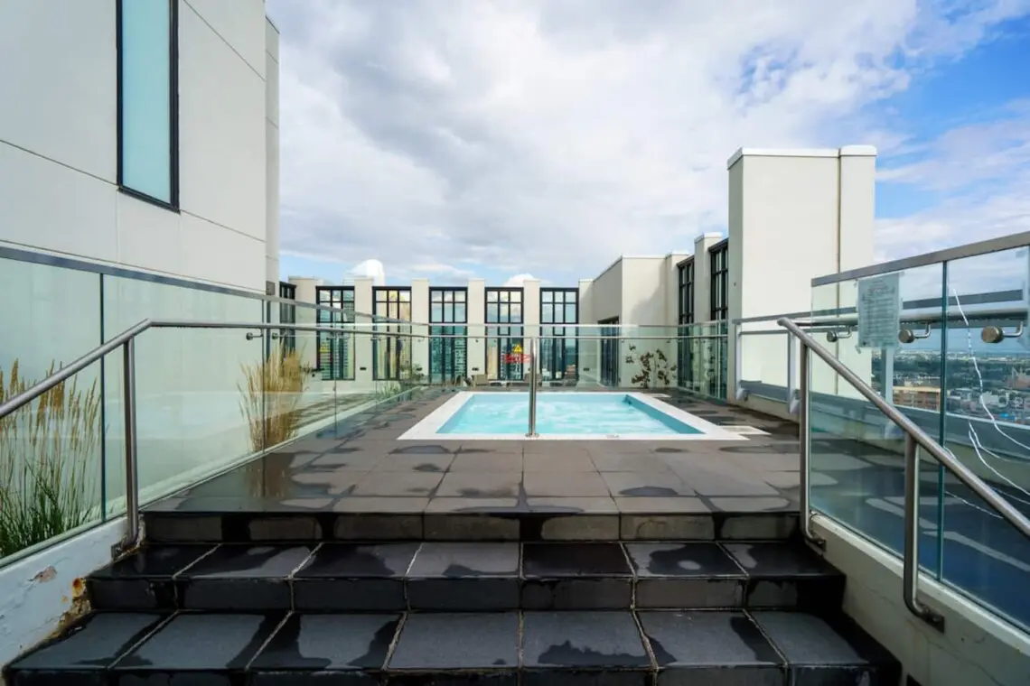 894ab163 ba46 40fc ba82 9739a3aefbae