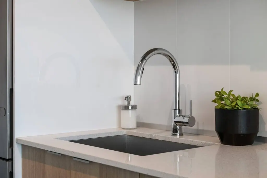 8da28120 9fe1 48a2 8ee4 531a041ea89a