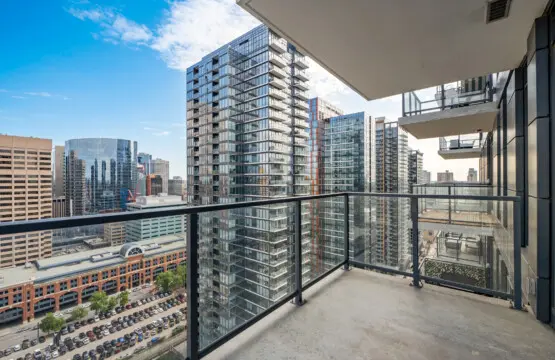 8ecb85a8 6cf3 40ca a912 d4bd7e1f46e5