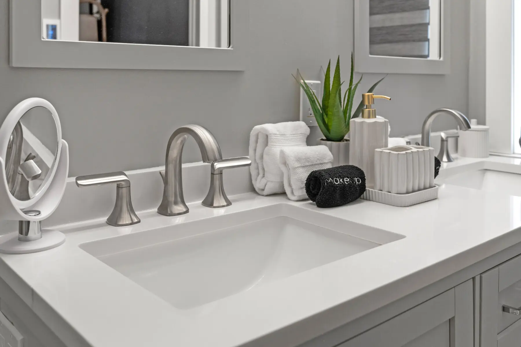 91c9fbfc 2fbb 49e1 bfe5 059c7854fca9