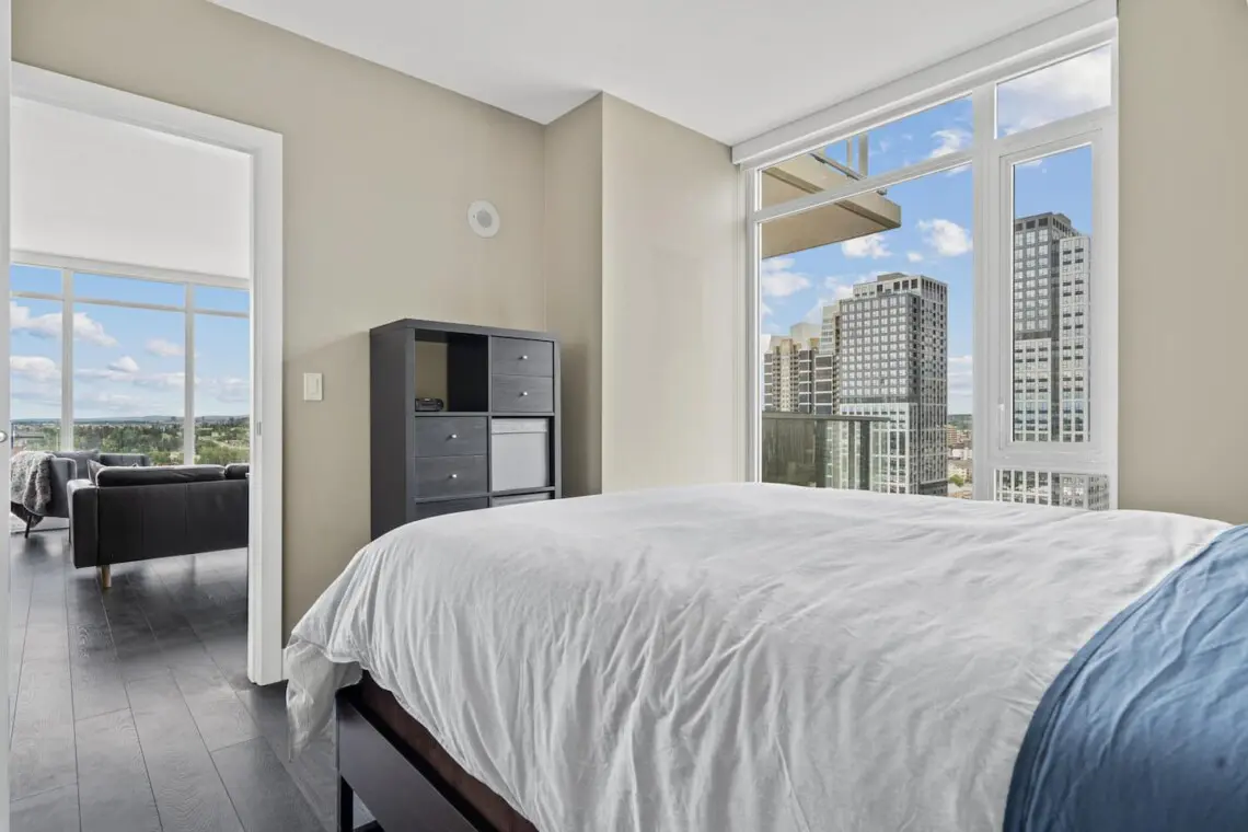 95f512b9 20de 46ca 8494 9dff949a8944