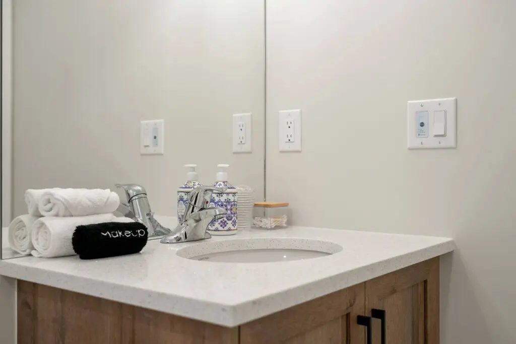 97d4619f 2456 4645 bf47 9d576c630d8e