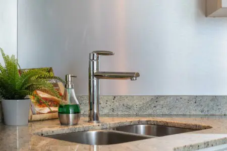 9e142bd6 b352 40e6 abcb 73be120aac27