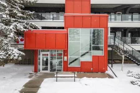 9e880491 6e6c 4628 831d 444e26866a26