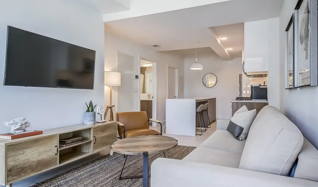 9e9db9d6 3cbe 46dd 95f5 f5f9b49e0a5e