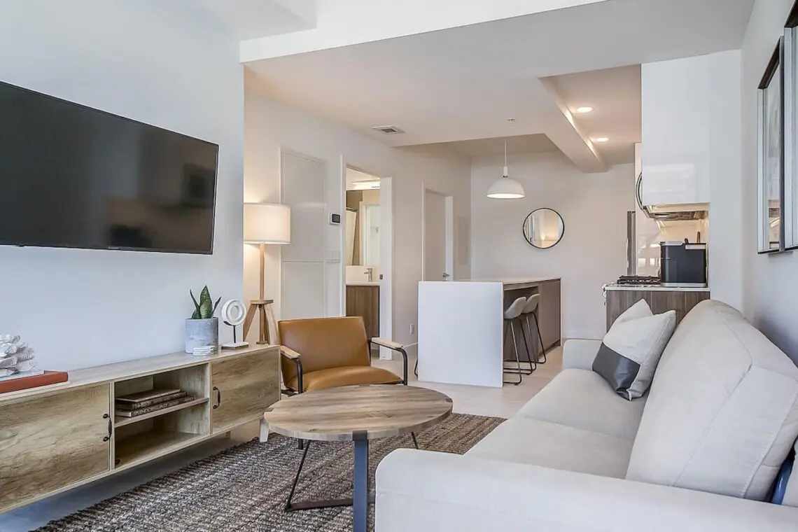 9e9db9d6 3cbe 46dd 95f5 f5f9b49e0a5e