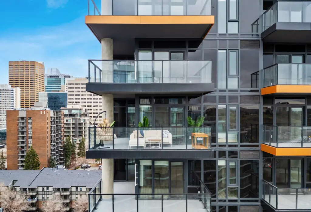 a2549273 d1be 4bcc 9de9 004ffc450fdb