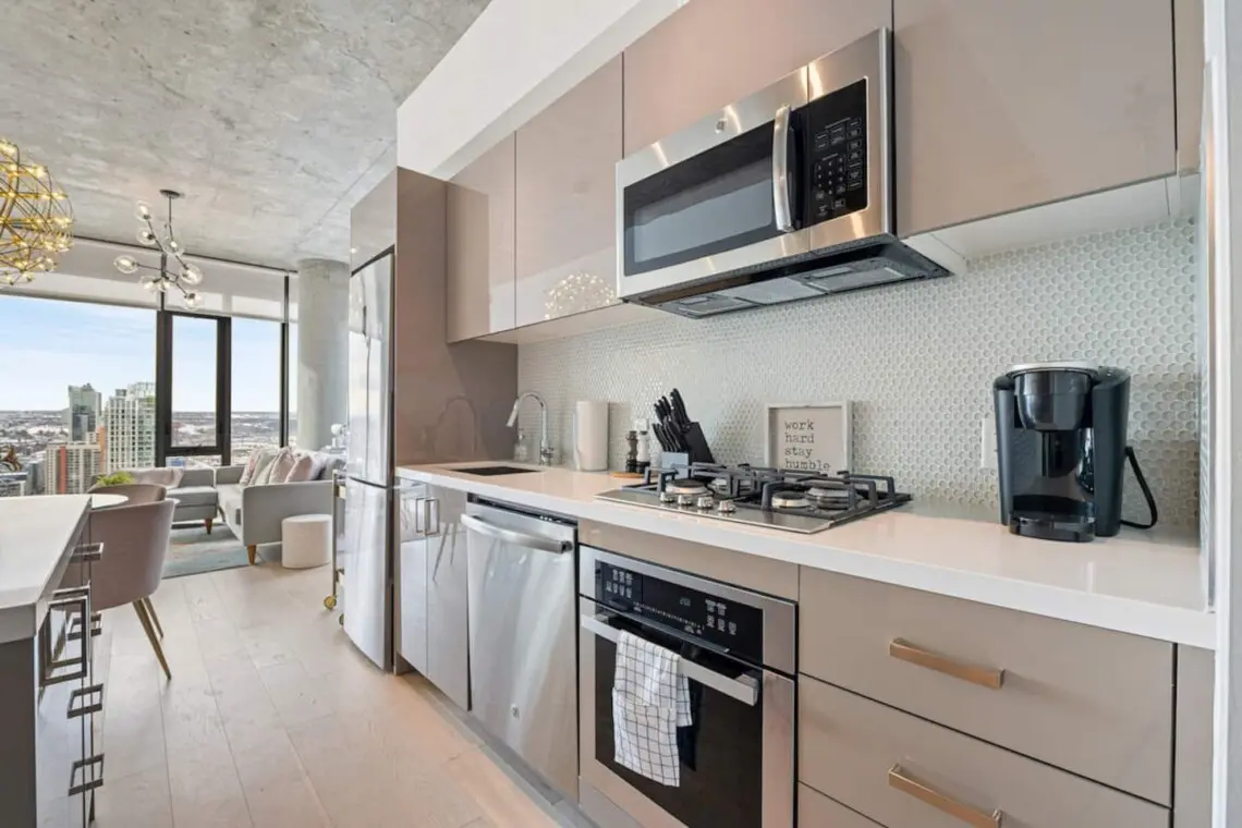 a498b743 ee47 45ee 8eed 4ce9869853af