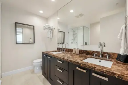 a72a49f5 0520 4536 b70a 59a445e00d43