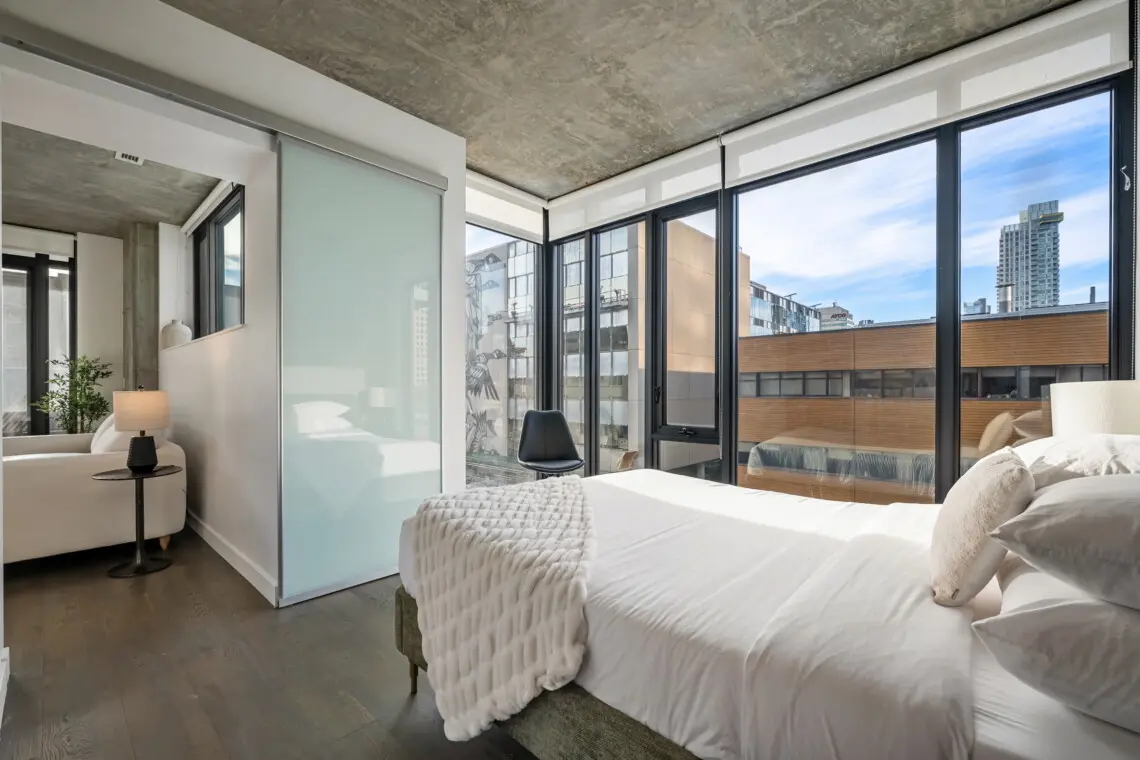 ad8b4832 fd43 40bb a7e0 f655c0de3641