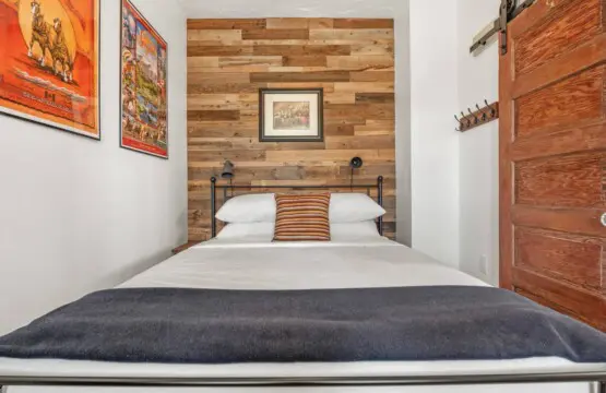 b4f3d053 f8b2 46c7 a6d4 7089e7dd708b