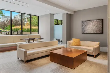 b5375fb3 77e9 4cdf a9c8 9c6e2323bd64