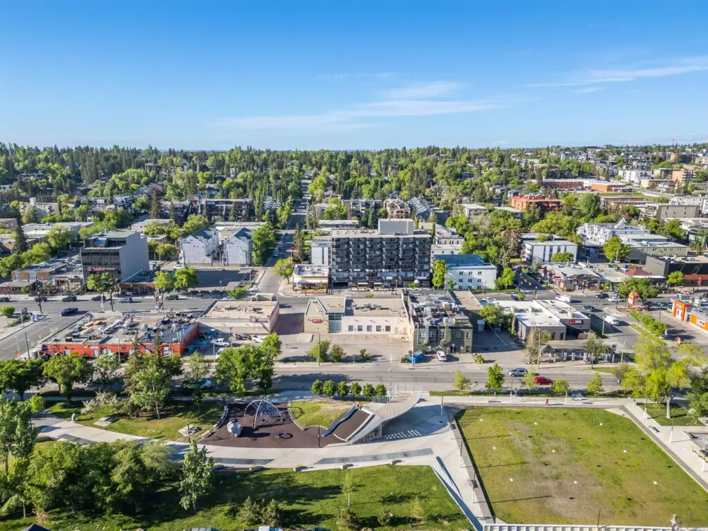 b90ff634 afa5 46e9 8e28 c661d97125a7