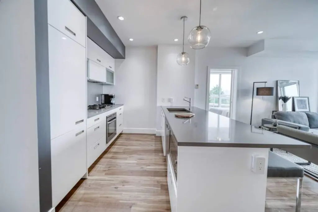 be112261 d8b1 41f0 b848 5e95b3190a9b